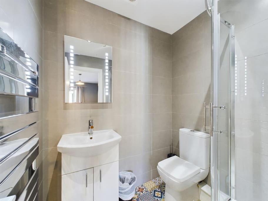 Donegall Sq Apt At City Gate, Belfast City Centre Zewnętrze zdjęcie